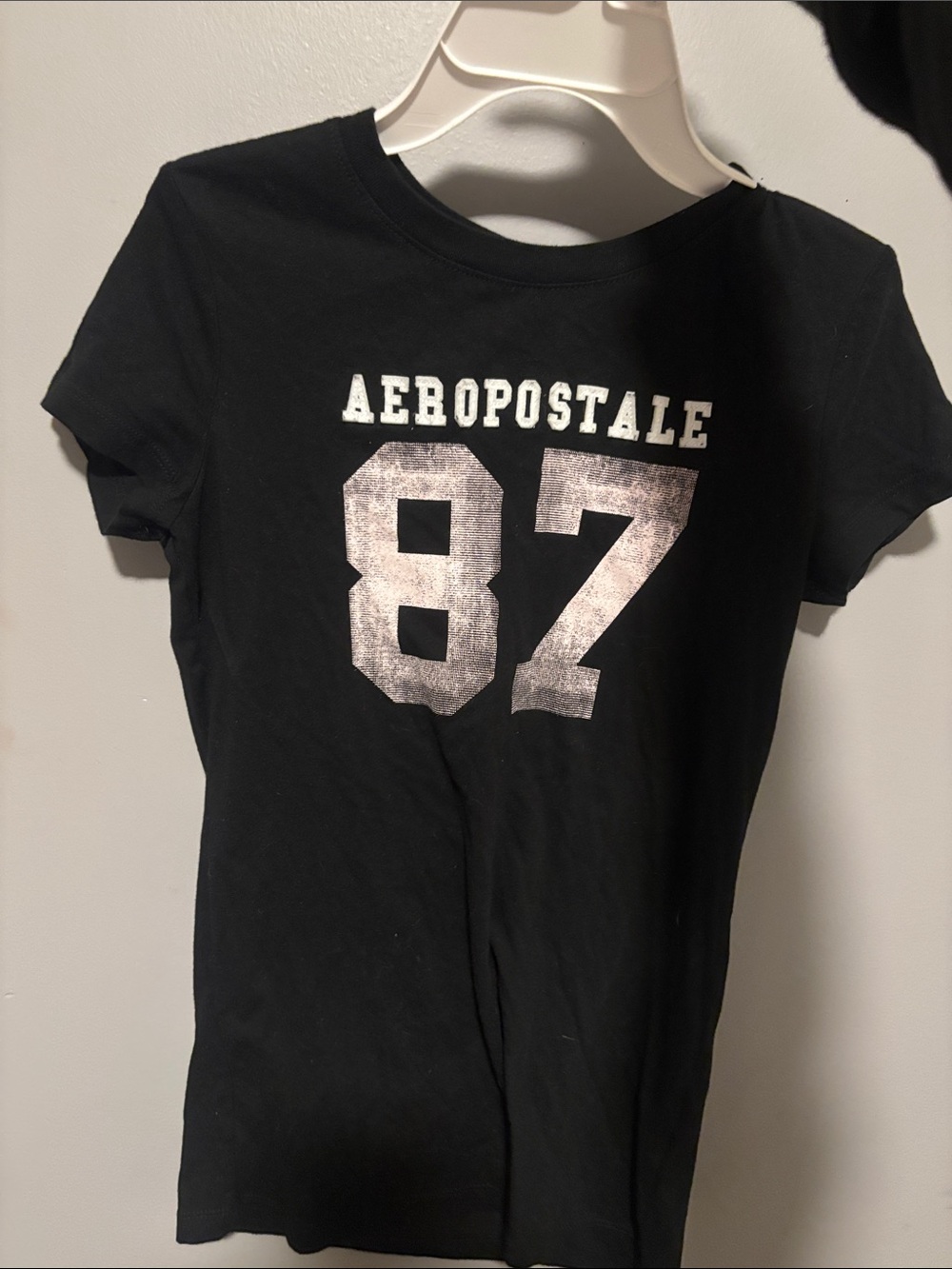 Aeropostale Black Short Sleeve Tee with Metallic '87' Graphic